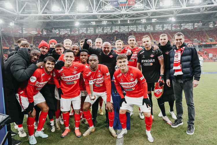 Кто играет сегодня футбол чемпионат